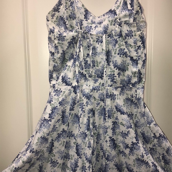 Floral Dress - Picture 3 of 5